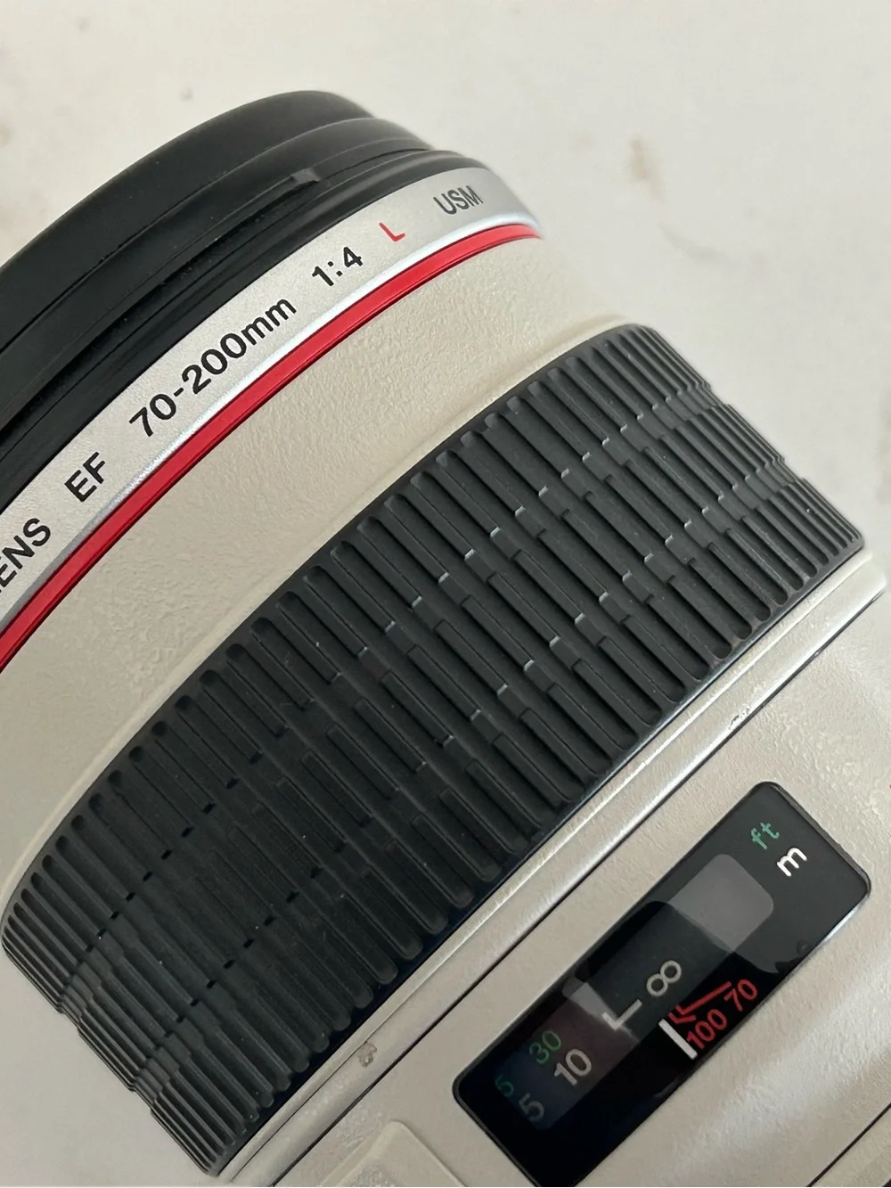 Canon professional telephoto